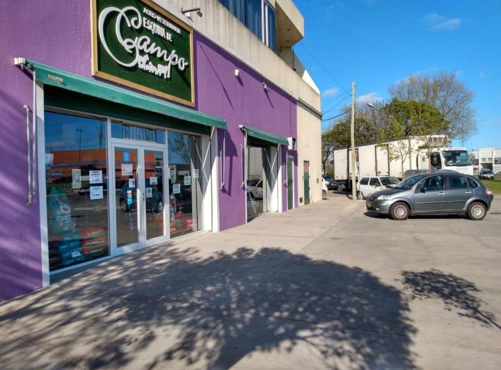 Local comercial · 470m²