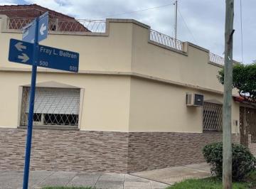 PH · 50m² · 2 Ambientes · PH en Alquiler en Ramos Mejia