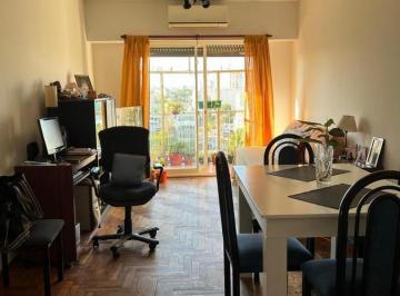Departamento · 50m² · 3 Ambientes · Dpto 3 Ambientes con Balcón y Lavadero Aparte, Muy Luminoso!