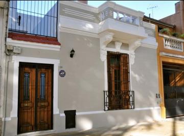 1 FRENTE · Dueño Alquila Casa Antigua Reciclada, Terraza y Patio y Tres Dor 3 Cuadras Subte