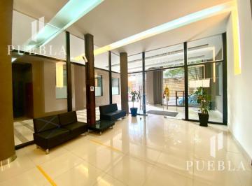 Oficina comercial · 490m² · 1 Cochera · Oficina en Alquiler en Parque Patricios