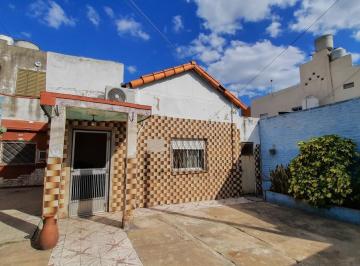 Casa · 78m² · 3 Ambientes · 2 Cocheras · Venta Casa 3 Amb 78 m² Valentin Alsina