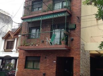 Departamento de 1 ambiente, Vicente López · Olivos: Monoambiente con Patio a 1 Cuadra Av Maipu y de La Estación de Tren