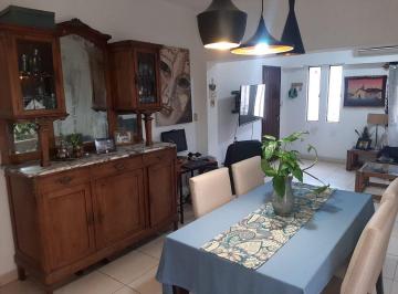 DEF-DEF-1101_2 · Casa 3 Ambientes. | Av Republica Al 100