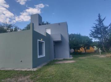 Casa · 100m² · 4 Ambientes · Casa en Venta en Bialet Masse con Vista y Apto Crédito Amplio Parque