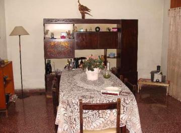 Casa · 200m² · 3 Ambientes · 1 Cochera · Casa en Venta en Villa Madero