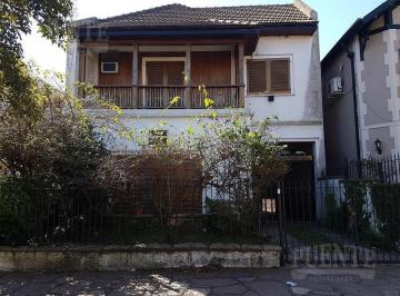 Casa · 373m² · 4 Ambientes · 2 Cocheras · Casa - Banfield Oeste