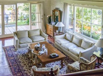 Foto1 · Hermosa Casa en Venta de 3 Dorm. en Mansa, Punta del Este.