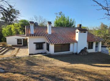 Casa · 4455m² · 8 Ambientes · 1 Cochera · Casa con Bajada Al Rio - El Descanso La Bolsa