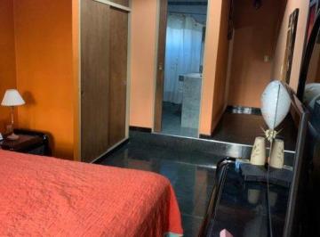 Casa de 5 ambientes, Esteban Echeverría · Casa en Venta - Monte Grande