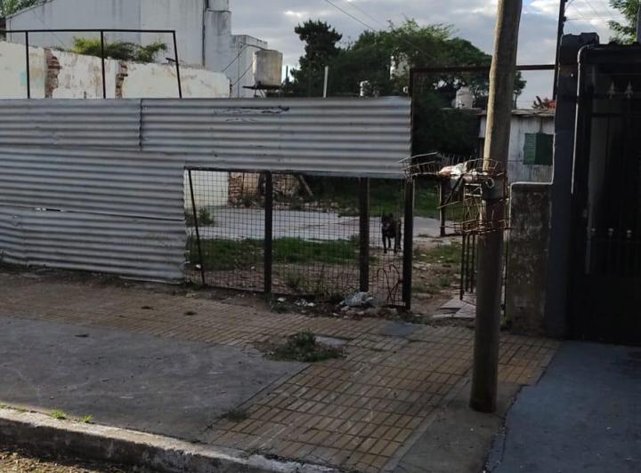 Terreno · 216m²