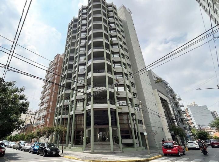 Departamento · 270m² · 6 Ambientes · 2 Cocheras