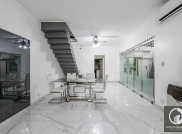 Casa · 200m² · 5 Ambientes · 2 Cocheras · Casa en PH Venta 3 Dorm. con Cochera Doble Bella Vista Rosario