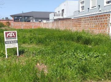 Terreno · 350m² · Lote en B° El Trébol, Luján