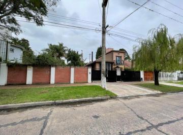 Casa de 5 ambientes, Esteban Echeverría · Hermosa Casa de 3 Dorm. en Venta, Monte Grande - (Hoy Rebajada) Apta Credito Bancario