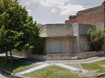 Casa · 4 Ambientes · Casa - Lanús Este