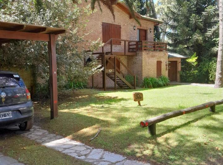 Casa · 200m² · 5 Ambientes