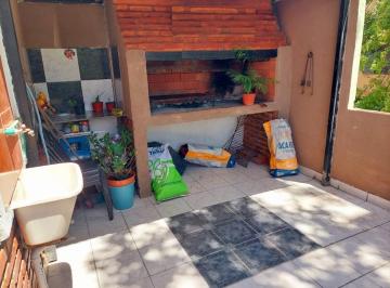 Departamento · 74m² · 5 Ambientes · Departamento de 4 Dorm. – Circunvalación y Mendoza