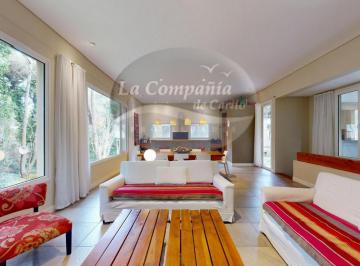 Casa · 314m² · 6 Ambientes · 1 Cochera · Cariló / Cod 551 Alquiler y Venta / Excelente