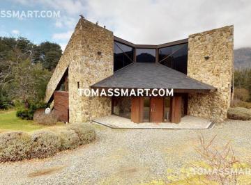 Casa · 400m² · 6 Ambientes · Casa - Arelauquen Golf