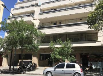 Foto · Gral. Paz - Alquiler - 2 Dorm - Patio - Categoria - Pringles 139 - Timbo - Amenities