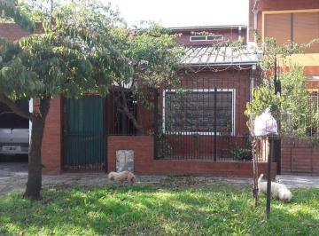Casa de 4 ambientes, Esteban Echeverría · Chalet 3 Dorm. - Venta - Monte Grande