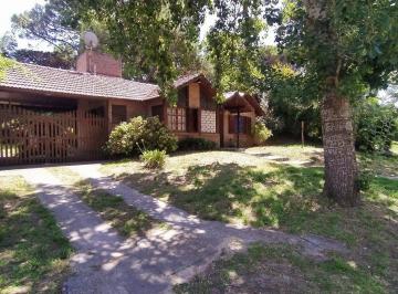 GIA-GI1-2413_2 · Venta Casa 3 Amb 125 M&sup2;cub Lote 1080 m²