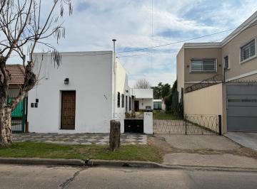 Casa de 4 ambientes, Esteban Echeverría · Casa 4 Ambientes + Departamento 2 Ambientes - Venta Apto Credito - Monte Grande