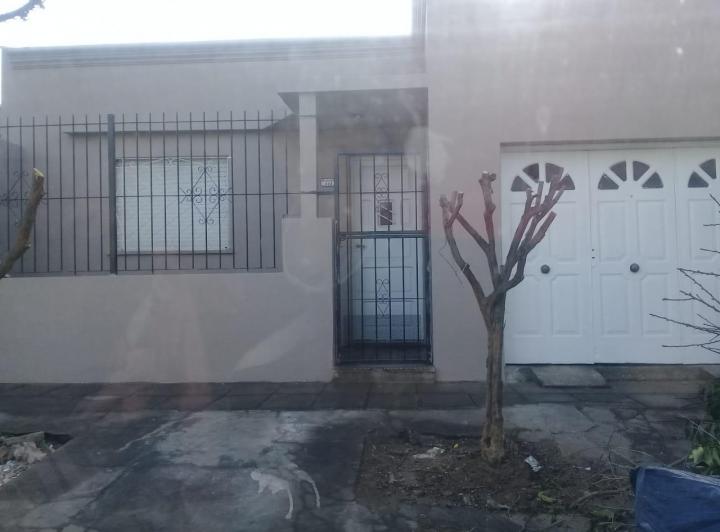 Casa · 120m² · 2 Dormitorios · 1 Cochera