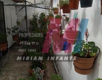 PH · 79m² · 3 Ambientes · Venta PH Bernal Excelente Estado Tres Ambientes