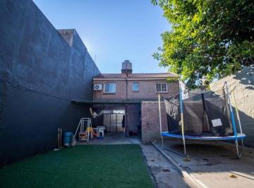 Casa · 150m² · 4 Ambientes · 4 Cocheras · Casa en Venta 5 Ambientes Boulogne San Isidro