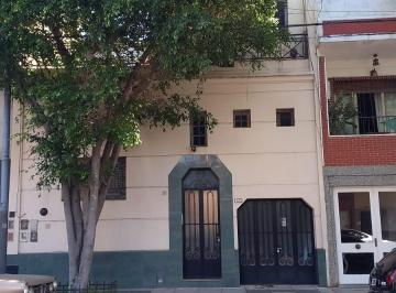 PH de 3 ambientes, Parque Avellaneda · Laguna 915 Alquiler Departamento Tipo Casa