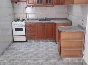 PH de 3 ambientes, Lanús · PH 3 Amb. Patio - Lavadero - a m de Av San Martin