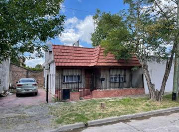 Casa de 4 ambientes, Esteban Echeverría · Casa 4 Ambientes en Venta - Luis Guillon