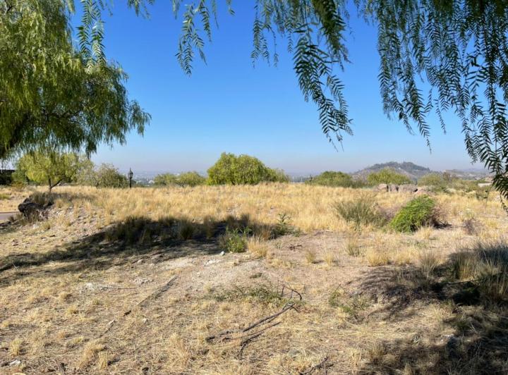 Terreno · 667m²