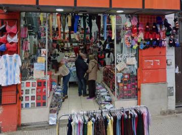 Local comercial , Once · Paso 300. 270 m Aprox. Impecable