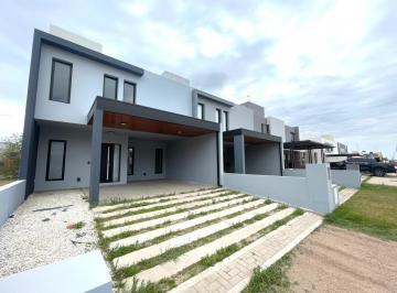 Foto · Prados de Manantiales Duplex Casa en Venta de Categoria