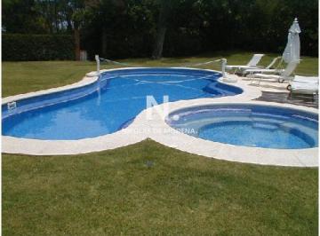 Foto1 · Hermosa Casa con Muy Buen Parque Escucha Oferta y Financia a Largo Plazo