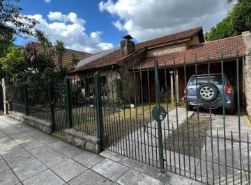 Casa · 550m² · 4 Ambientes · 3 Cocheras · Venta Casa Ituzaingo Norte