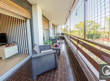Departamento · 217m² · 7 Ambientes · 1 Cochera · Departamento Piso Exclusivo Venta 4 Dorm. con Cochera Baulera Frente Al Rio Centro Rosario