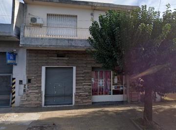 Casa de 7 ambientes, La Matanza · Casa con Local Comercial - Venta - La Tablada