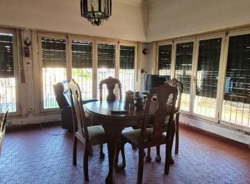 Casa de 5 ambientes, Mar del Plata · Oportunidad! Casa en Venta a 200 m Playas de Mogotes.