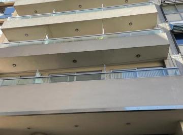 Oficina comercial · 176m² · 4 Ambientes · 2 Cocheras · Gran Oficina en Venta en Edificio Moderno con 2 Cocheras