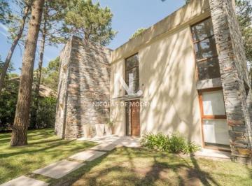 Foto1 · Casa en Venta Solanas Country 4 Dorm.