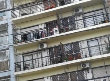 Frente edificio · Departamento - Villa Ballester