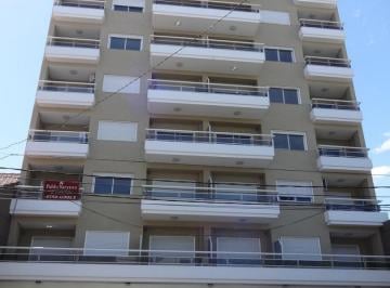 Departamento · 30m² · 1 Ambiente · Alquilo en Caseros Centro Hermoso Deparamento de 1 Ambiente con Balcon Sobre Calle Sabattini Apto Pr