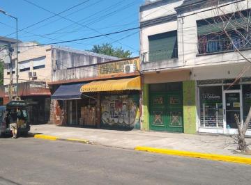 Terreno · 253m² · Gran Lote en Excelente Ubicación Comercial. Zonificación C2 - 1 Sin Límite de Altura. - Temperley E.