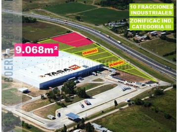 Bodega-Galpón · 9068m² · 3 Ambientes · 9.068 m S/panam R Pilar Km 63 - Fracciones Industriales de 2.