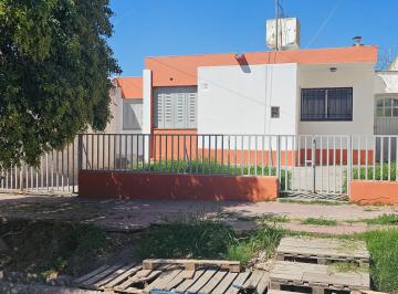 Casa de 5 ambientes, Las Heras · Barrio Municipal