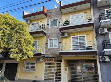 Departamento de 2 ambientes, La Matanza · Depto. 2 Amb con Terraza Propia en Isidro Casanova Centro Se Vende Alquilado